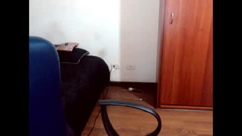 Snapshot of sexymone0618 chatting on 12-05-24, 12:08 sexymone0618 online show from 12-05-24, 12:08