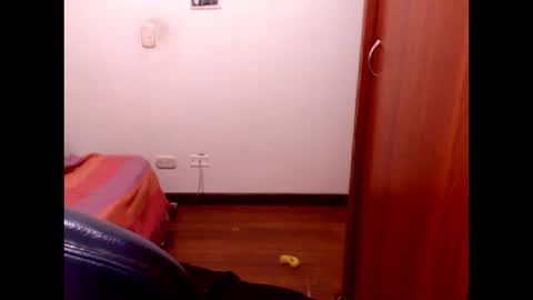 Snapshot of sexymone0618 chatting on 09-26-25, 02:26 sexymone0618 online show from 09-26-25, 02:26