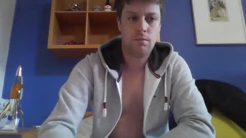 Sexymotherfucker94 online show from 10-25-25, 04:24