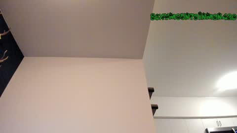 Snapshot of sexymountainman420 chatting on 02-02-25, 04:26 Sexymountainman420 online show from 02-02-25, 04:26