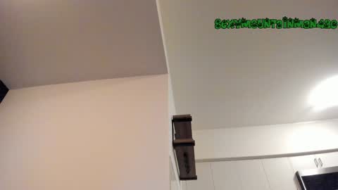 Snapshot of sexymountainman420 chatting on 02-04-25, 03:11 Sexymountainman420 online show from 02-04-25, 03:11