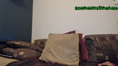 Snapshot of sexymountainman420 chatting on 02-07-25, 06:56 Sexymountainman420 online show from 02-07-25, 06:56