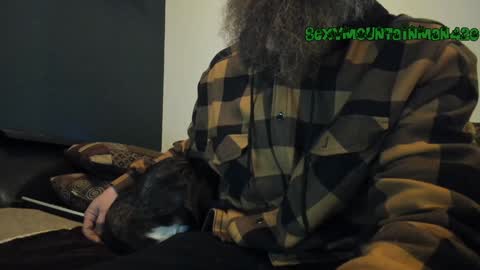 Snapshot of sexymountainman420 chatting on 02-08-25, 09:15 Sexymountainman420 online show from 02-08-25, 09:15