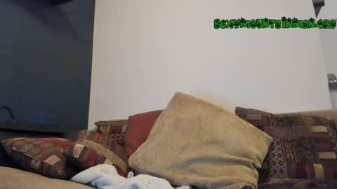 Snapshot of sexymountainman420 chatting on 02-16-25, 09:48 Sexymountainman420 online show from 02-16-25, 09:48