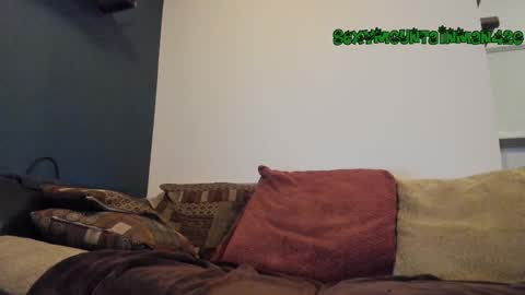 Snapshot of sexymountainman420 chatting on 02-23-25, 09:37 Sexymountainman420 online show from 02-23-25, 09:37