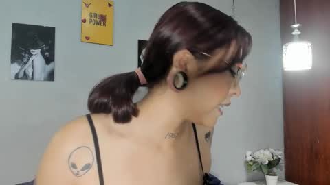 sexynova 93 online show from 02-20-26, 07:36