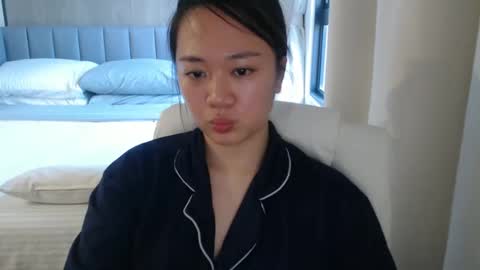 Snapshot of sexypenguin13 chatting on 12-06-24, 10:05 sexypenguin13 online show from 12-06-24, 10:05