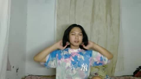 Snapshot of sexypetiteraine chatting on 06-05-26, 08:20 sexypetiteraine online show from 06-05-26, 08:20