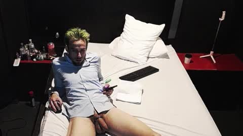 Possum online show from 11-26-25, 07:20