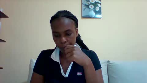 Snapshot of sexyqueen3457132 chatting on 01-21-25, 09:13 DOVY ACHIENG online show from 01-21-25, 09:13