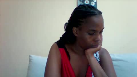 Snapshot of sexyqueen3457132 chatting on 01-27-25, 09:55 DOVY ACHIENG online show from 01-27-25, 09:55