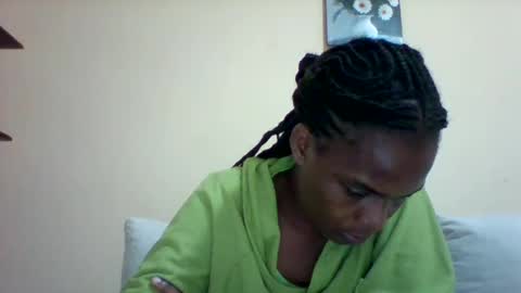 Snapshot of sexyqueen3457132 chatting on 01-30-25, 06:32 DOVY ACHIENG online show from 01-30-25, 06:32