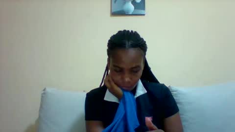 Snapshot of sexyqueen3457132 chatting on 02-04-25, 06:49 DOVY ACHIENG online show from 02-04-25, 06:49