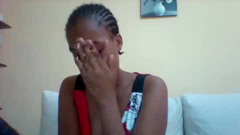 Snapshot of sexyqueen3457132 chatting on 02-16-25, 09:15 DOVY ACHIENG online show from 02-16-25, 09:15