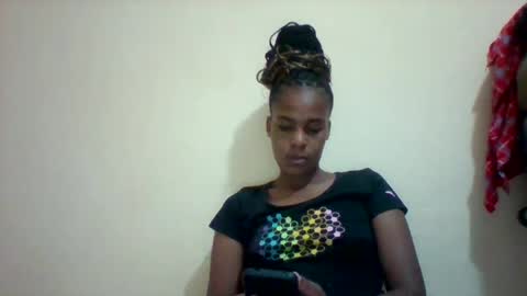 Snapshot of sexyqueen3457132 chatting on 02-20-25, 01:03 DOVY ACHIENG online show from 02-20-25, 01:03