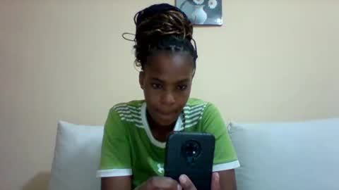 Snapshot of sexyqueen3457132 chatting on 02-23-25, 04:35 DOVY ACHIENG online show from 02-23-25, 04:35