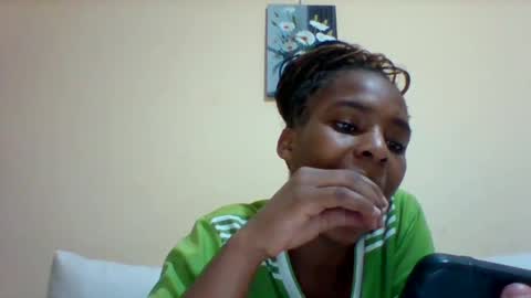 Snapshot of sexyqueen3457132 chatting on 02-24-25, 06:47 DOVY ACHIENG online show from 02-24-25, 06:47