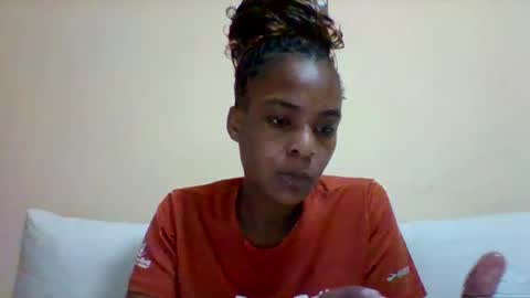 Snapshot of sexyqueen3457132 chatting on 02-25-25, 06:53 DOVY ACHIENG online show from 02-25-25, 06:53