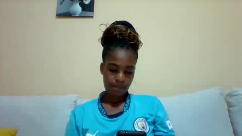 Snapshot of sexyqueen3457132 chatting on 03-03-25, 06:44 DOVY ACHIENG online show from 03-03-25, 06:44