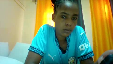 Snapshot of sexyqueen3457132 chatting on 03-04-25, 10:02 DOVY ACHIENG online show from 03-04-25, 10:02