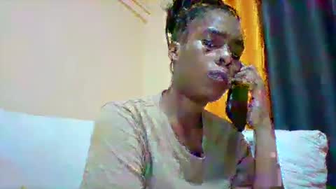 Snapshot of sexyqueen3457132 chatting on 03-04-25, 04:09 DOVY ACHIENG online show from 03-04-25, 04:09