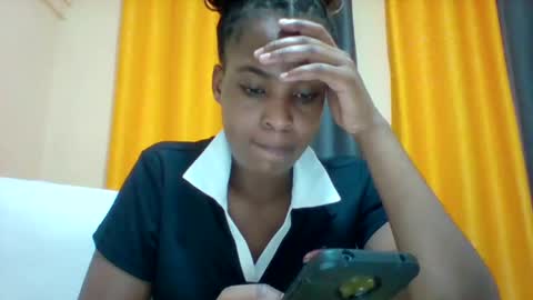 Snapshot of sexyqueen3457132 chatting on 03-07-25, 06:54 DOVY ACHIENG online show from 03-07-25, 06:54