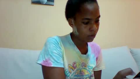 Snapshot of sexyqueen3457132 chatting on 03-10-25, 11:32 DOVY ACHIENG online show from 03-10-25, 11:32