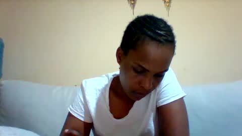 Snapshot of sexyqueen3457132 chatting on 09-10-25, 09:59 DOVY ACHIENG online show from 09-10-25, 09:59