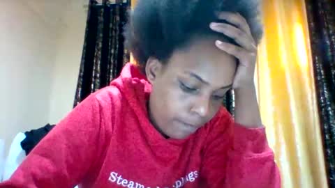 Snapshot of sexyqueen3457132 chatting on 09-12-25, 09:09 DOVY ACHIENG online show from 09-12-25, 09:09