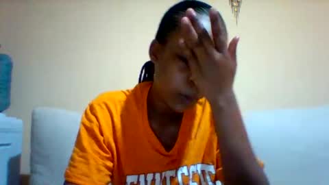 Snapshot of sexyqueen3457132 chatting on 09-13-25, 07:52 DOVY ACHIENG online show from 09-13-25, 07:52