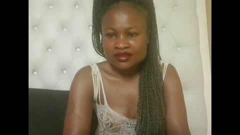 queenivy online show from 09-21-25, 07:59