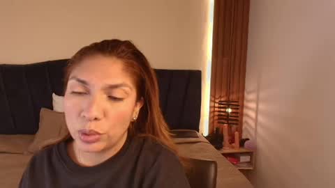 Snapshot of sexyrachel_ chatting on 04-24-26, 12:18 R A C H E L online show from 04-24-26, 12:18