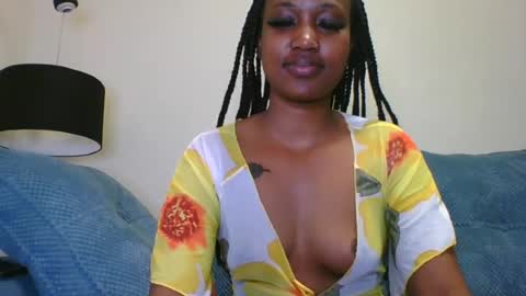 Snapshot of sexyriri22 chatting on 06-22-26, 09:12 sexyriri22 online show from 06-22-26, 09:12