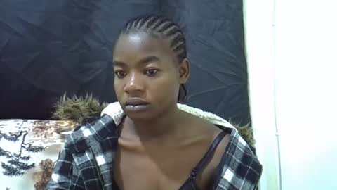 Snapshot of sexyshaz22 chatting on 02-17-26, 02:52 sexyshaz22 online show from 02-17-26, 02:52