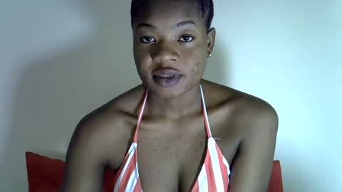 Snapshot of sexyshaz22 chatting on 07-10-26, 09:28 sexyshaz22 online show from 07-10-26, 09:28