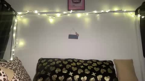 Snapshot of sexysiren7 chatting on 01-10-25, 06:09 Dream online show from 01-10-25, 06:09