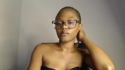 Darkskinned Rae online show from 03-26-26, 10:15