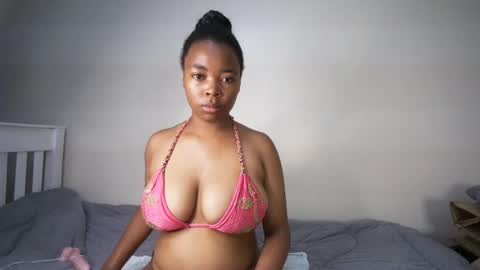 Snapshot of sexysoct chatting on 06-14-26, 10:39 sexysoct online show from 06-14-26, 10:39