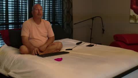 Princess Jackie and Daddy Steve online show from 03-22-26, 06:33