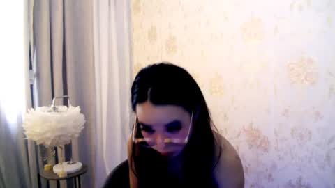 sexytrixie11 online show from 06-17-26, 08:39