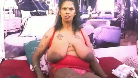 sexyva4u2luv online show from 12-16-25, 09:31