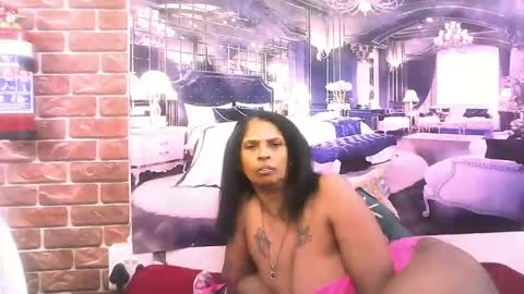 sexyva4u2luv online show from 12-21-25, 11:45