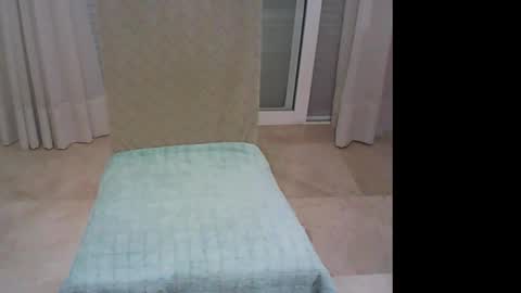 Snapshot of sexyvainilla69 chatting on 03-02-25, 07:45 SlaveForYourPussy69 online show from 03-02-25, 07:45