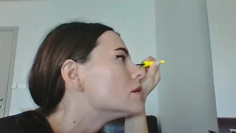 Snapshot of sexyviolettcat chatting on 01-12-26, 02:06 Victory online show from 01-12-26, 02:06