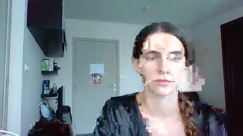 Snapshot of sexyviolettcat chatting on 03-30-26, 10:27 Victory online show from 03-30-26, 10:27