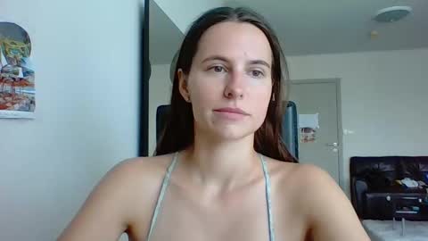 Snapshot of sexyviolettcat chatting on 04-02-26, 01:47 Victory online show from 04-02-26, 01:47