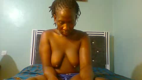 Snapshot of sexyvivy chatting on 02-02-25, 11:08 VIVIAN online show from 02-02-25, 11:08