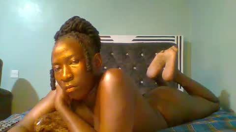 Snapshot of sexyvivy chatting on 03-12-25, 10:48 VIVIAN online show from 03-12-25, 10:48