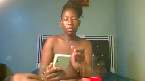 Snapshot of sexyvivy chatting on 12-16-25, 05:45 VIVIAN online show from 12-16-25, 05:45