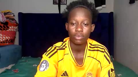 Snapshot of sexywife214537 chatting on 12-19-25, 10:22 sexywife214537 online show from 12-19-25, 10:22